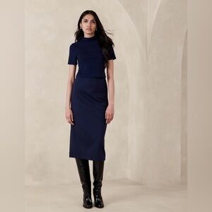 NWT! Banana Republic Hyper Navy Blue Everywhere Ponte Midi Skirt - Large Tall 💛